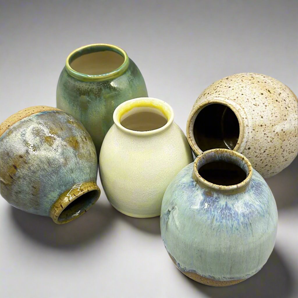 Ceramic Vase - Greenbriar Market + Refillery
