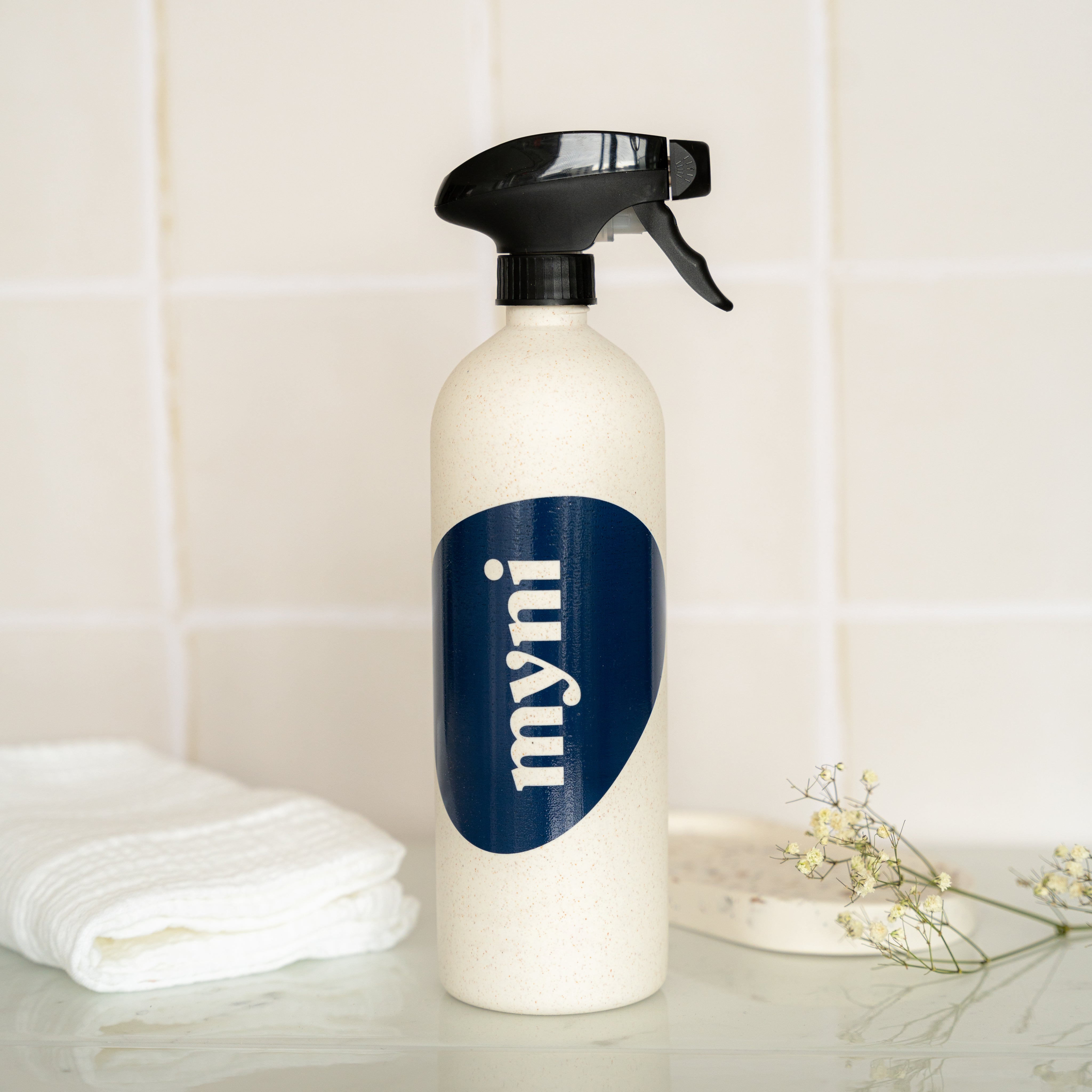 Wheat Straw Spray Bottle - Greenbriar Market + Refillery