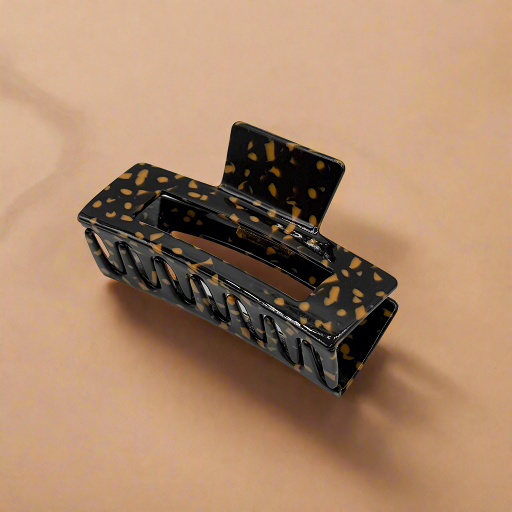 Rory | Large Rectangular Hair Clip - Greenbriar Market + Refillery