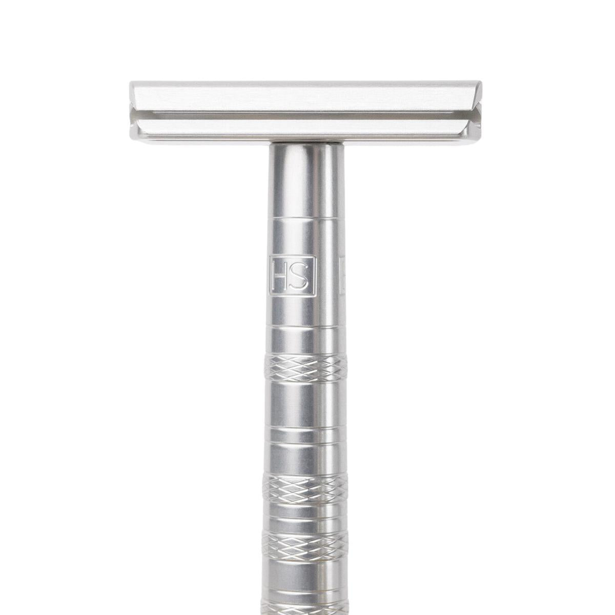 Close-up of Henson AL13 razor in silver – Calgary safety razor with aluminum handle